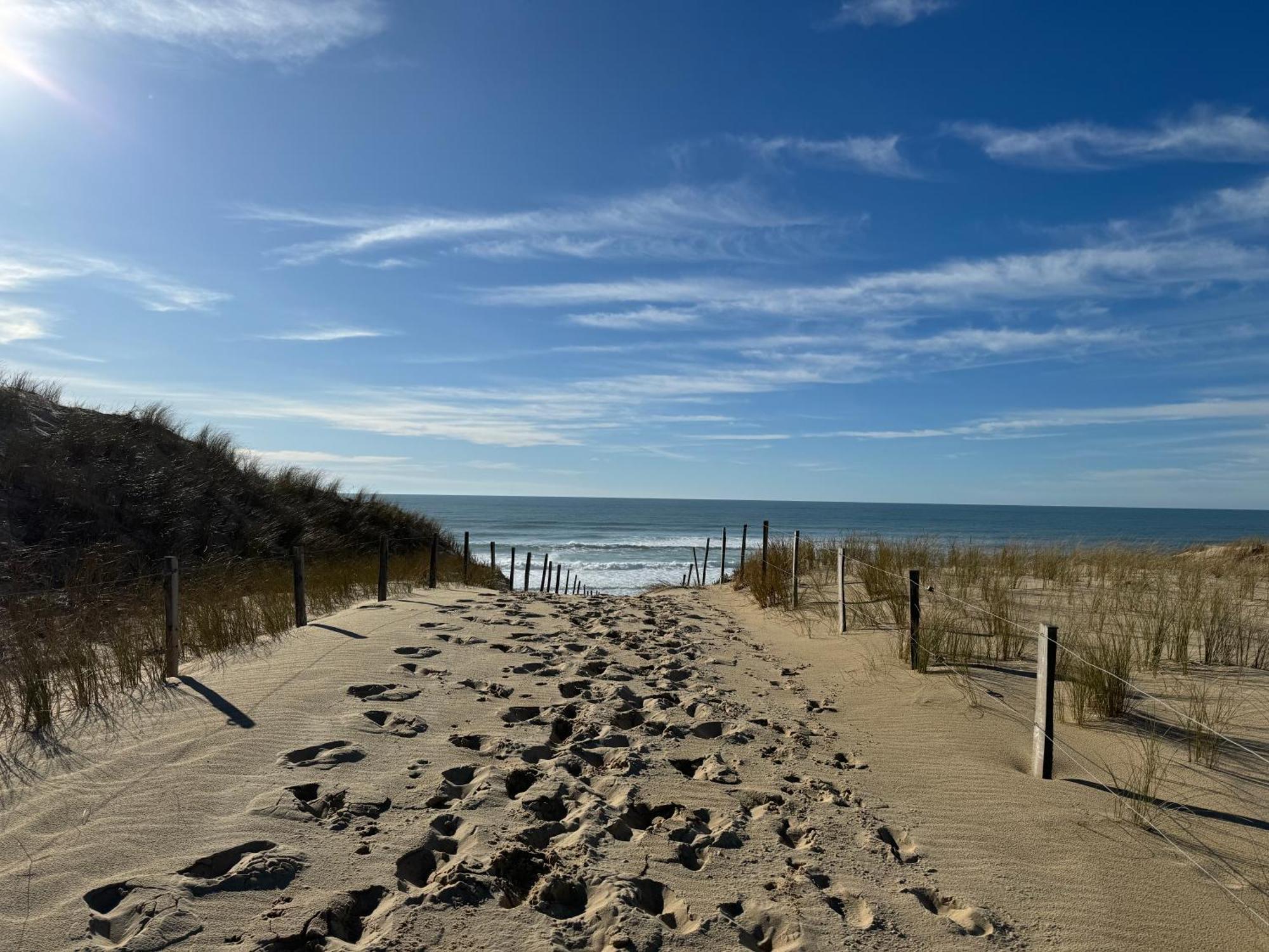 Relax Plage Et Bassin 勒波日 外观 照片